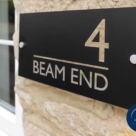 Beam End Snainton - Modern 2-Bedroom Stone Cottage エクステリア 写真