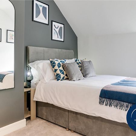 Beam End Snainton - Modern 2-Bedroom Stone Cottage エクステリア 写真