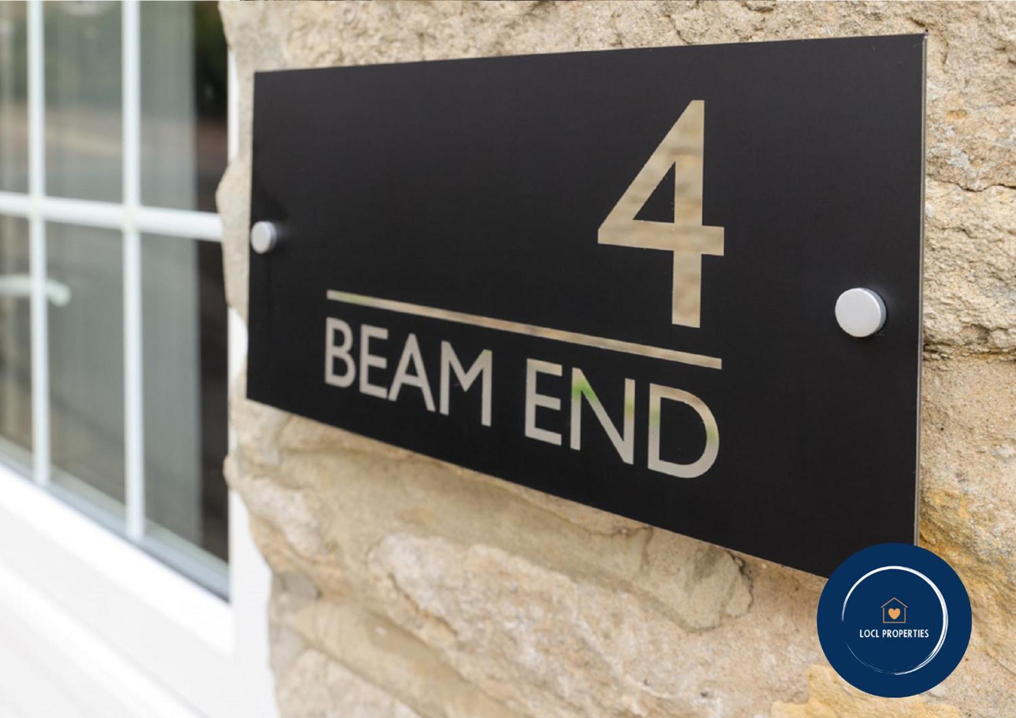Beam End Snainton - Modern 2-Bedroom Stone Cottage エクステリア 写真
