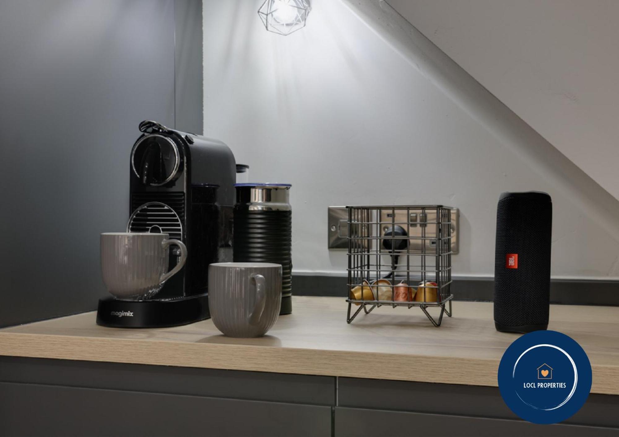 Beam End Snainton - Modern 2-Bedroom Stone Cottage エクステリア 写真