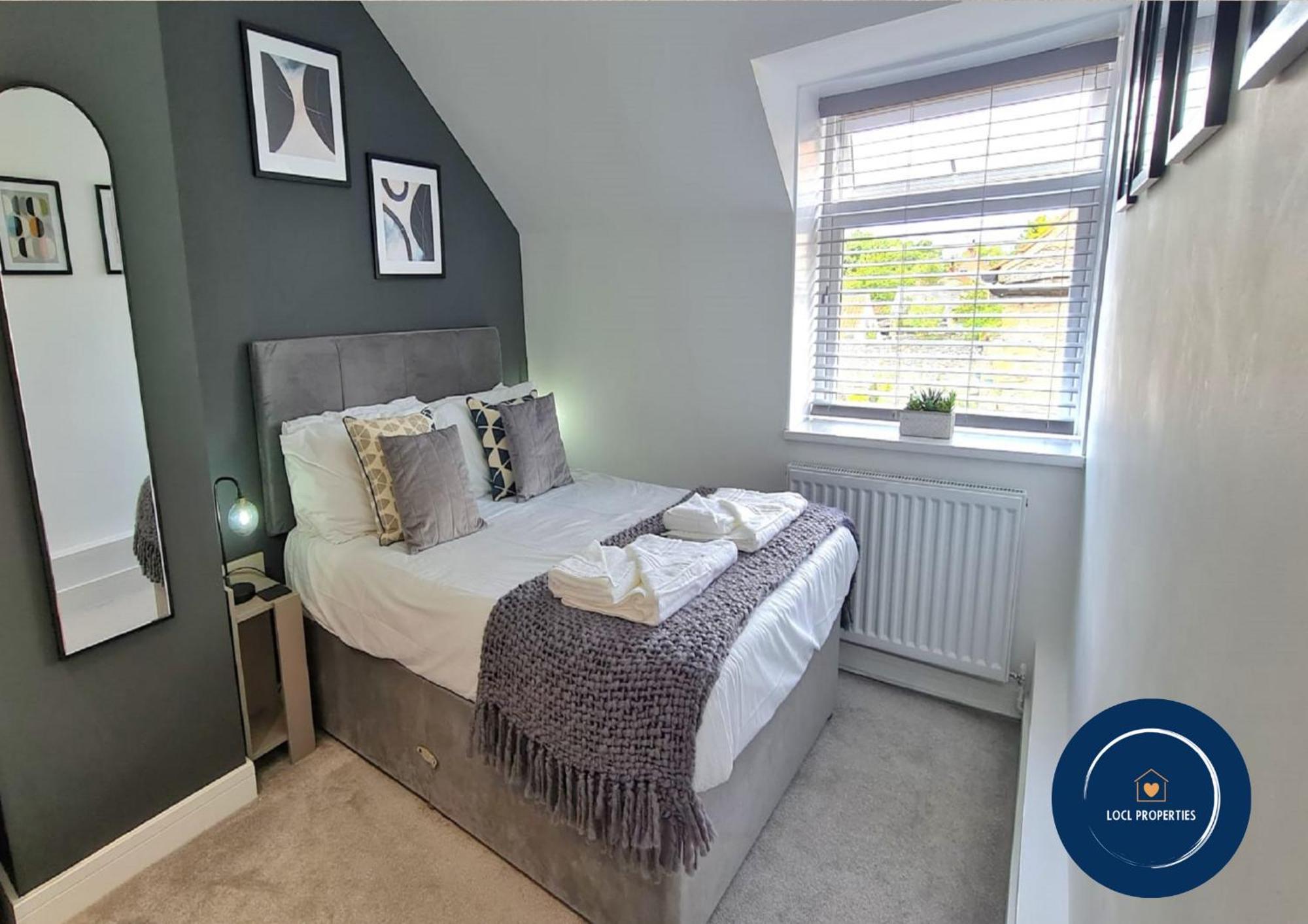 Beam End Snainton - Modern 2-Bedroom Stone Cottage エクステリア 写真