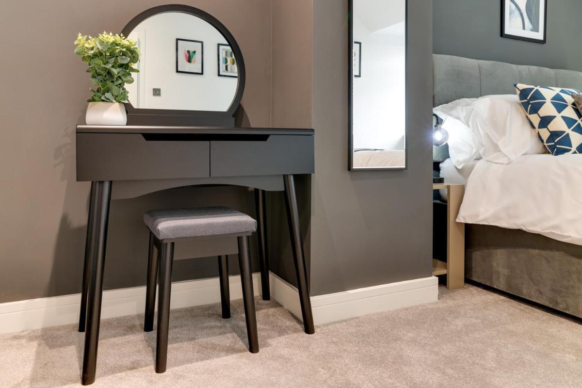 Beam End Snainton - Modern 2-Bedroom Stone Cottage エクステリア 写真
